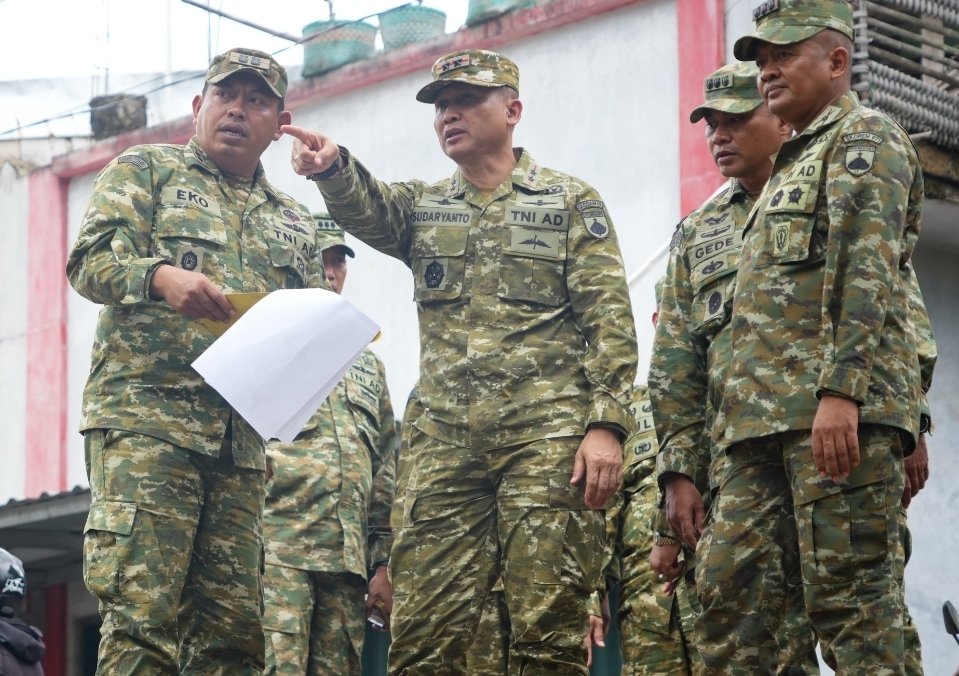 Pangdam IV/Diponegoro Tinjau Marshaling Area Yon TP dan Pembangunan Infrastruktur di Kebumen